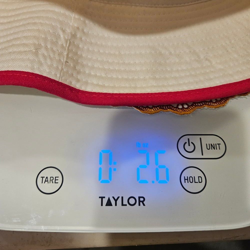 Vintage 1991 Liz Claiborne White Bucket Hat Red Trim Embroidered Crest Logo - Picture 8 of 8